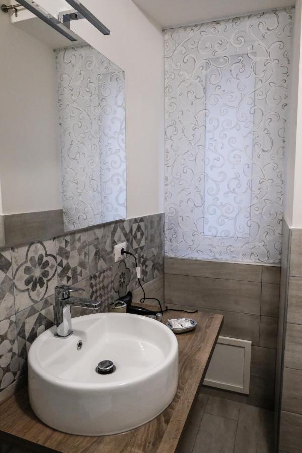 Antica Dimora Maravigna Hotel Catania Luaran gambar